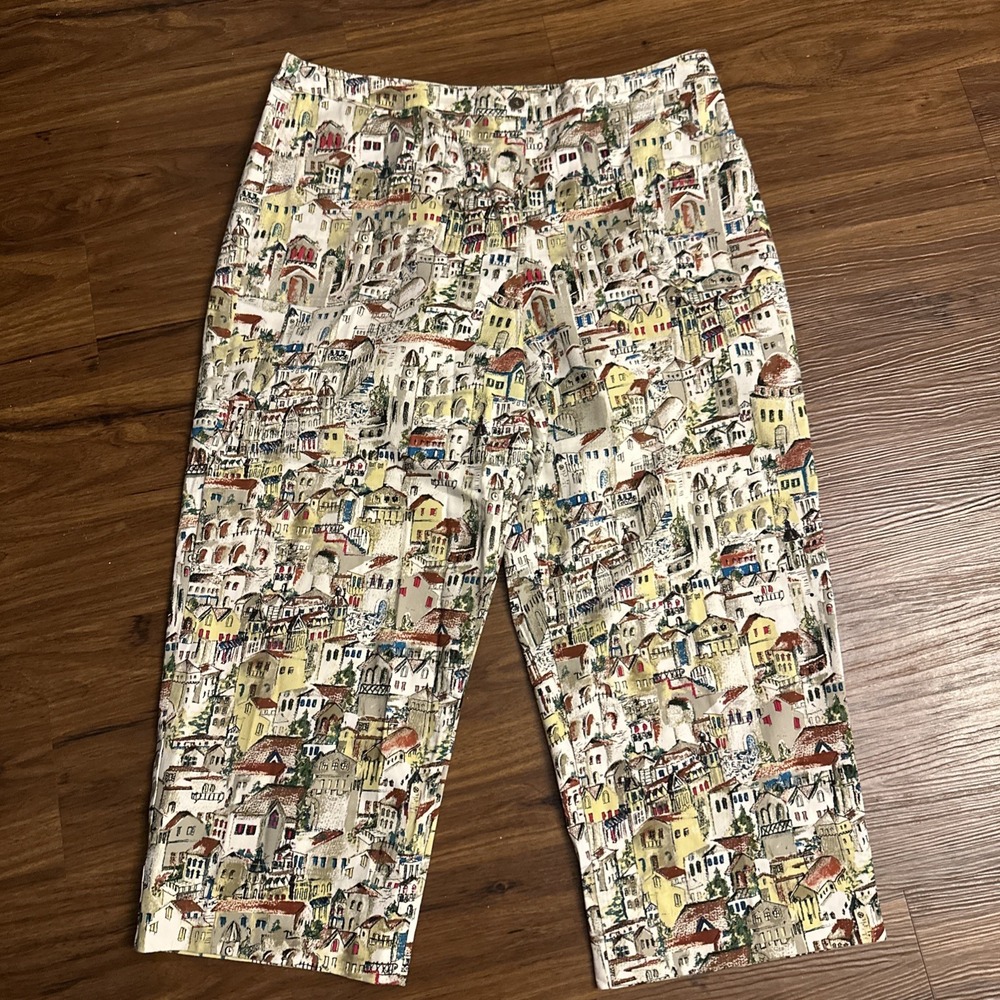 Chicos Sz 3 (XL/16) White Village Print Loose Wide Leg Crop Travel Pants Stretch